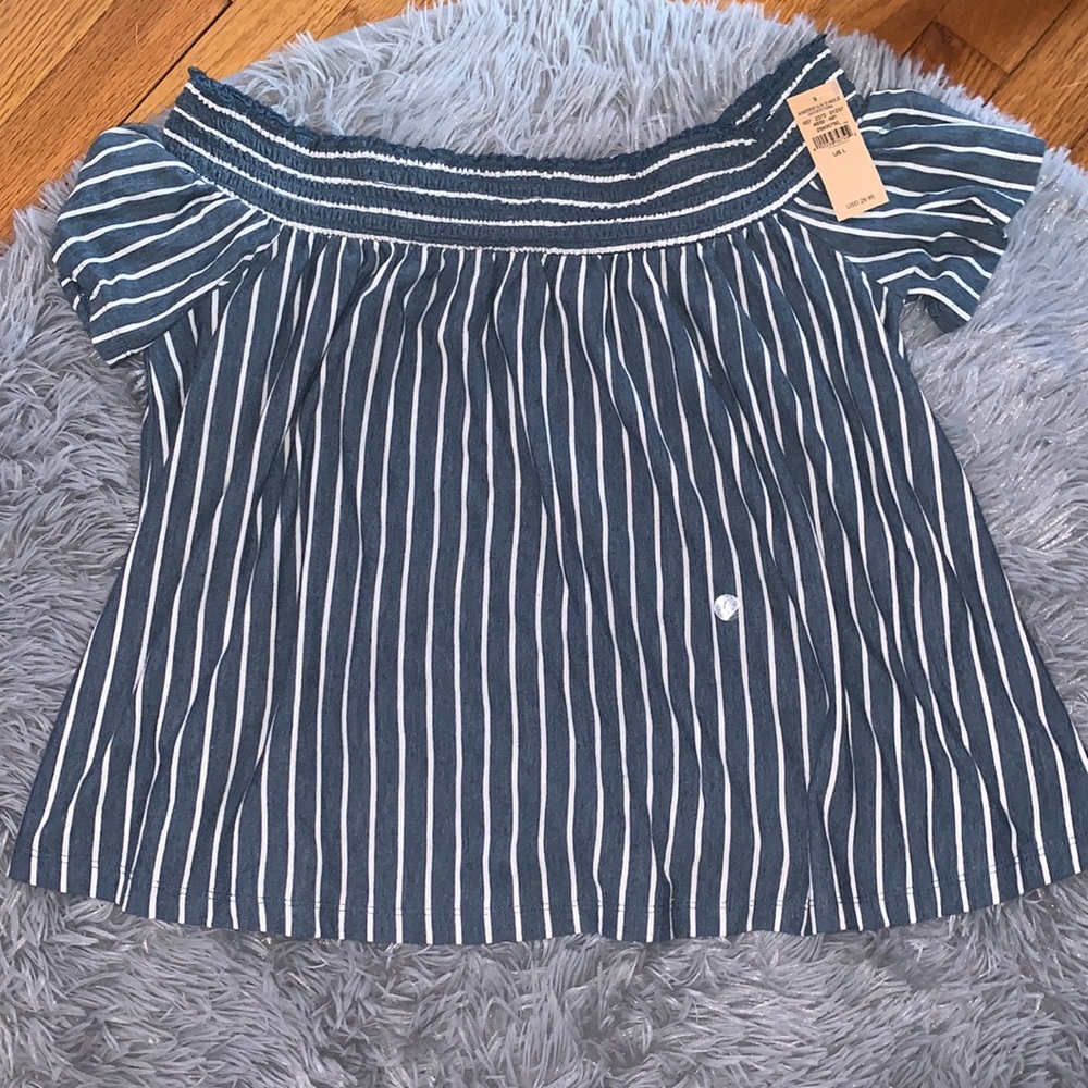 NWT AE Off the Shoulder Top